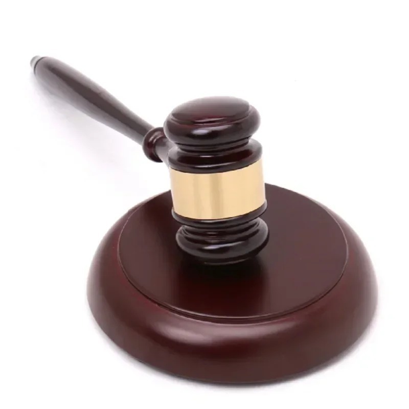 Wooden Handmade Craft Lawyer J - Woodworking Auctions 评论和价格